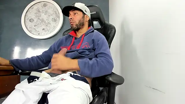 Bryan Bronx online show from 02/10/25, 02:05