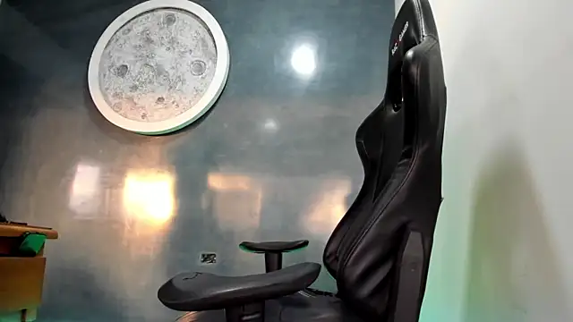 Bryan Bronx online show from 03/18/25, 10:58