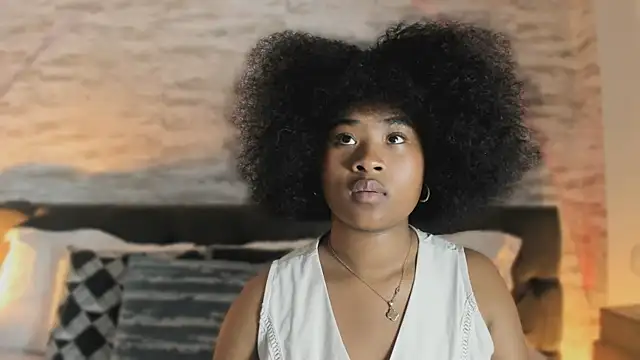 Anneth  M online show from 11/04/25, 07:35