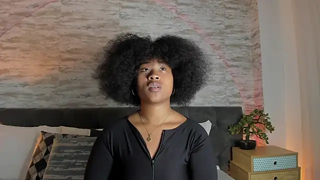 Anneth  M online show from 11/25/25, 07:36