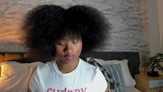 Anneth  M online show from 12/03/25, 07:34