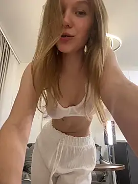 Snapshot of Ketitull chatting on 01/06/25, 06:20 Ketitull online show from 01/06/25, 06:20