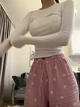 Snapshot of Ketitull chatting on 02/05/25, 06:37 Ketitull online show from 02/05/25, 06:37