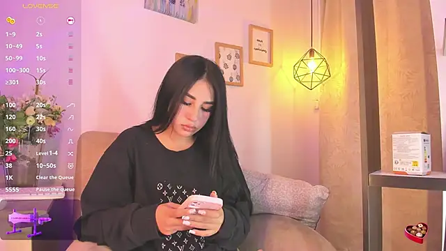 Snapshot of Chanttall_ chatting on 02/20/25, 05:12 Chanttall online show from 02/20/25, 05:12