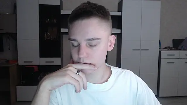 angryzan online show from 01/15/25, 04:04