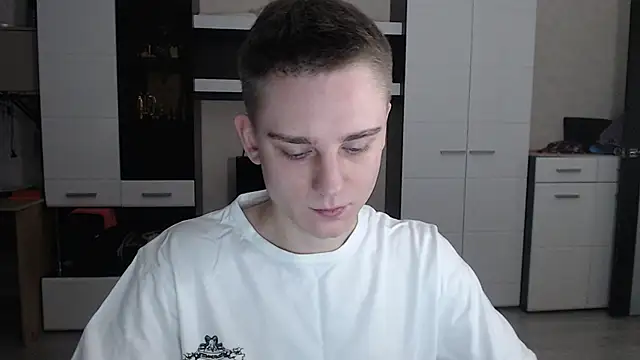 angryzan online show from 01/24/25, 04:05