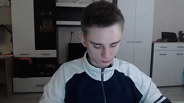 angryzan online show from 02/05/25, 05:20