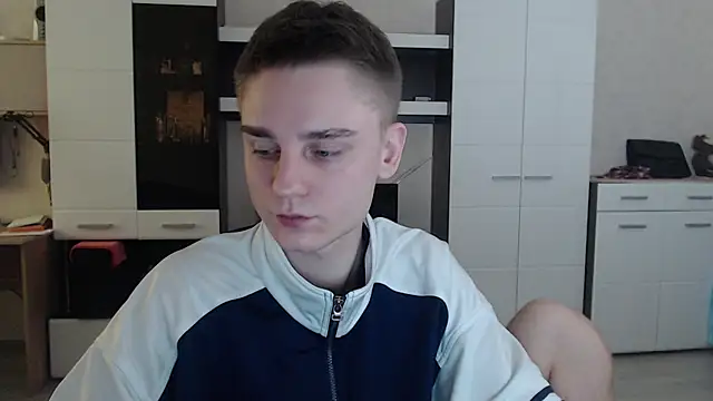 angryzan online show from 02/05/25, 08:21