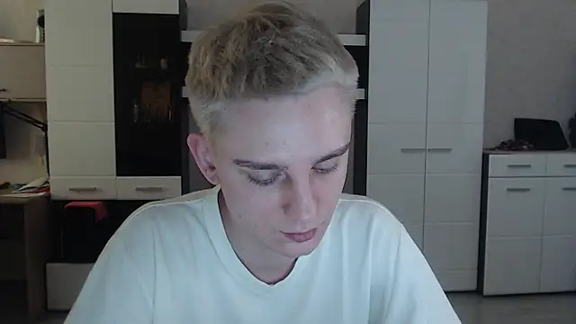 angryzan online show from 02/24/25, 07:55