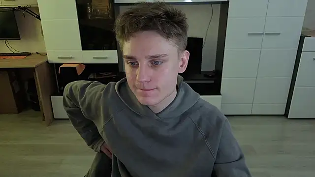 angryzan online show from 03/18/26, 07:00