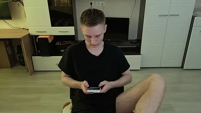 angryzan online show from 04/17/26, 04:59