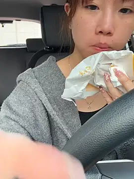 Snapshot of linko12334 chatting on 02/14/25, 01:45 linko12334 online show from 02/14/25, 01:45