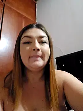 Snapshot of Sofia_Queen17 chatting on 01/08/25, 10:59 Sofia Queen17 online show from 01/08/25, 10:59