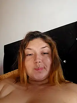 Snapshot of Sofia_Queen17 chatting on 01/16/25, 04:39 Sofia Queen17 online show from 01/16/25, 04:39