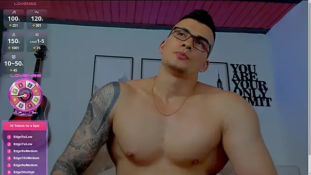 Snapshot of seancarreraa chatting on 01/16/25, 12:02 seancarreraa online show from 01/16/25, 12:02