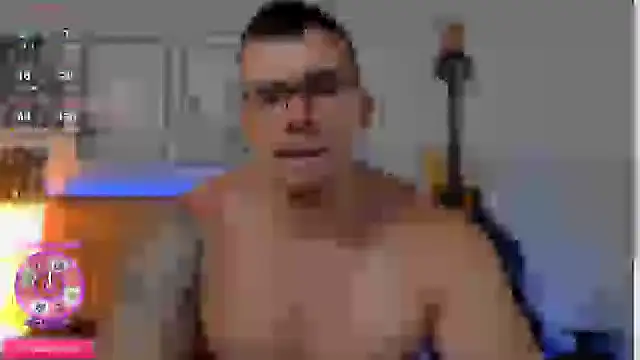 Snapshot of seancarreraa chatting on 09/09/25, 04:12 seancarreraa online show from 09/09/25, 04:12