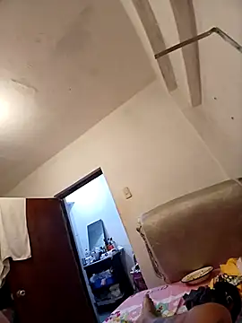 marcosj24 online show from 12/21/25, 09:11