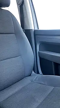 Snapshot of Zeefy chatting on 12/27/24, 01:28 Zeefy online show from 12/27/24, 01:28