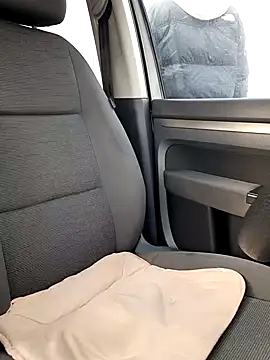 Snapshot of Zeefy chatting on 01/26/25, 01:15 Zeefy online show from 01/26/25, 01:15