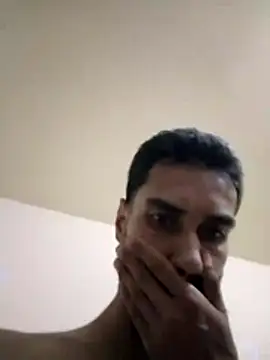 Snapshot of jhon01000 chatting on 04/05/26, 08:11 jhon01000 online show from 04/05/26, 08:11