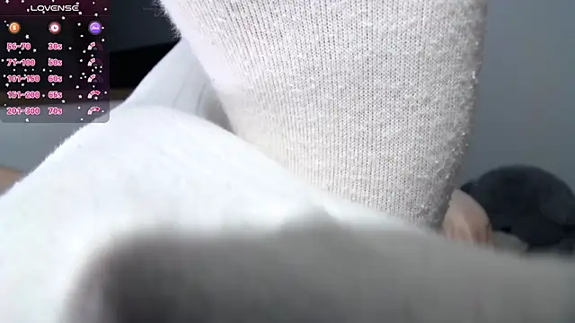 MakiimaStar online show from 10/25/25, 04:42