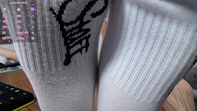 MakiimaStar online show from 10/30/25, 05:42