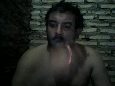 Rodrigo happy online show from 12/14/25, 03:01