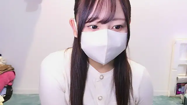 Snapshot of YUTSU_KI chatting on 12/12/24, 02:44 YUTSU KI online show from 12/12/24, 02:44