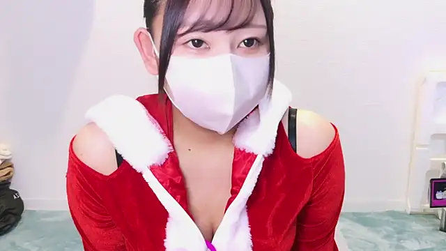 Snapshot of YUTSU_KI chatting on 12/19/24, 04:57 YUTSU KI online show from 12/19/24, 04:57