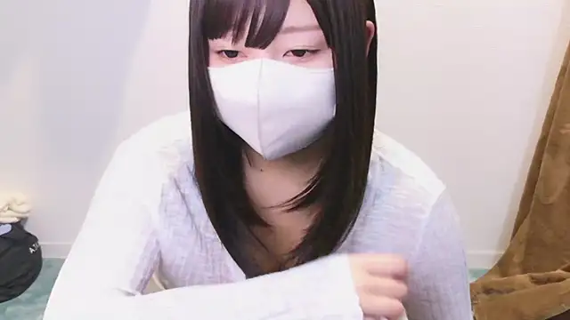 Snapshot of YUTSU_KI chatting on 01/21/25, 12:04 YUTSU KI online show from 01/21/25, 12:04