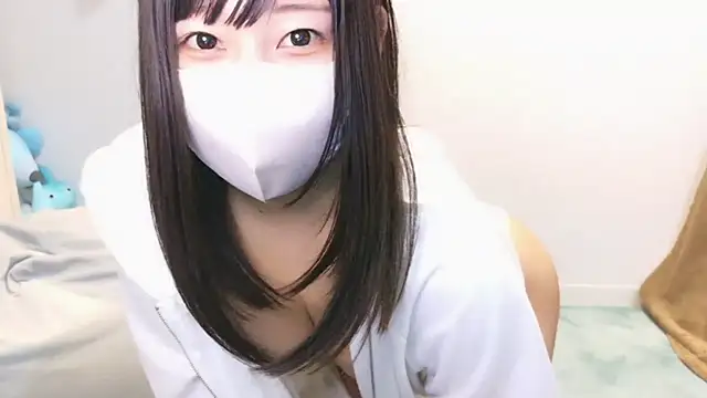Snapshot of YUTSU_KI chatting on 02/23/25, 11:00 YUTSU KI online show from 02/23/25, 11:00