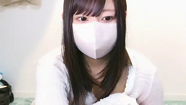Snapshot of YUTSU_KI chatting on 03/22/25, 08:37 YUTSU KI online show from 03/22/25, 08:37