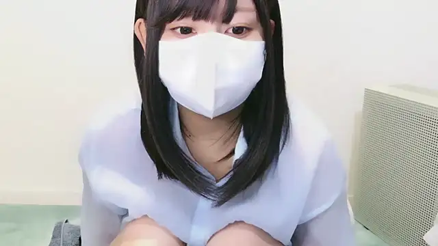 Snapshot of YUTSU_KI chatting on 09/23/25, 02:20 YUTSU KI online show from 09/23/25, 02:20