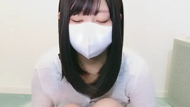 Snapshot of YUTSU_KI chatting on 09/26/25, 04:00 YUTSU KI online show from 09/26/25, 04:00