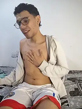 Diego-Monsalve online show from 03/19/25, 06:01