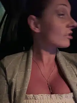 therealbeverlycious online show from 01/30/25, 09:36