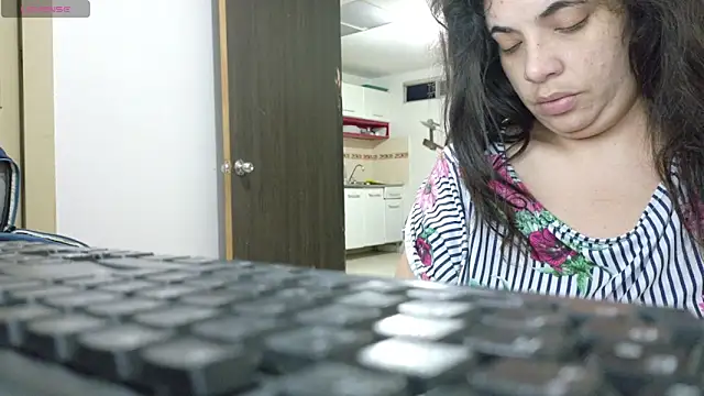 Snapshot of ladydeathz chatting on 02/21/26, 12:11 ladydeathz online show from 02/21/26, 12:11