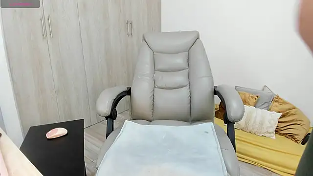  miamadison online show from 04/23/26, 12:01