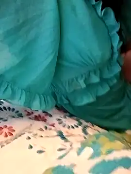 Snapshot of whitetrashdirtyslut chatting on 03/17/26, 07:06 whitetrashdirtyslut online show from 03/17/26, 07:06