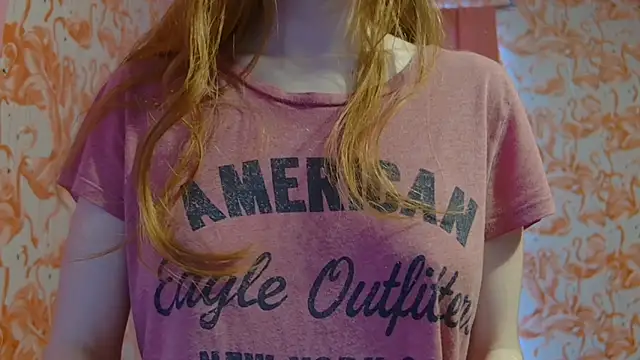 strawberrysmoothie online show from 03/16/25, 08:54