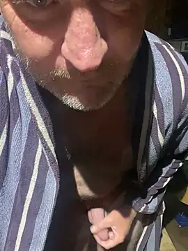 Snapshot of sexycouple109 chatting on 02/20/25, 03:01 sexycouple109 online show from 02/20/25, 03:01