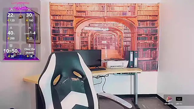 khiara moretti online show from 02/07/25, 07:38