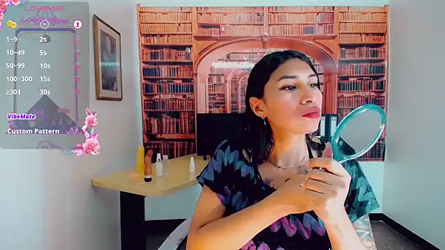 khiara moretti online show from 02/26/25, 10:42