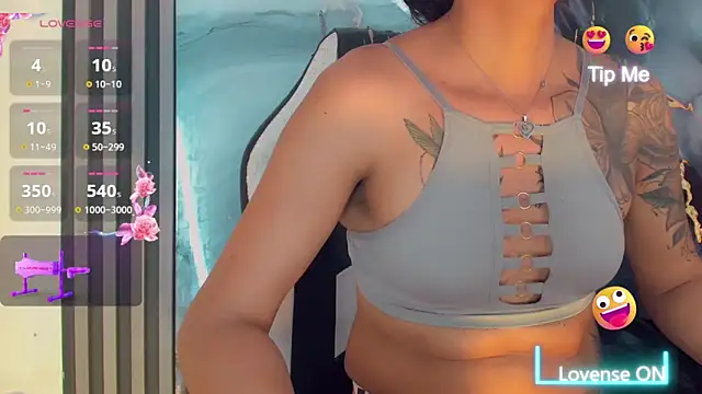 khiara moretti online show from 04/22/26, 11:34