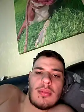 Snapshot of oscar_sweet22 chatting on 10/22/25, 09:14 oscar sweet22 online show from 10/22/25, 09:14