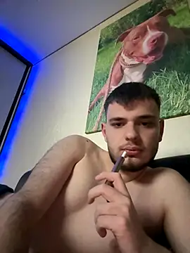 Snapshot of oscar_sweet22 chatting on 11/01/25, 12:34 oscar sweet22 online show from 11/01/25, 12:34