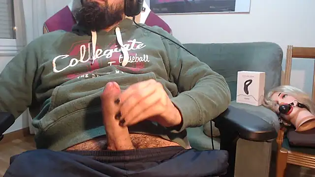 Snapshot of master4subslut chatting on 12/21/24, 01:04 master4subslut online show from 12/21/24, 01:04