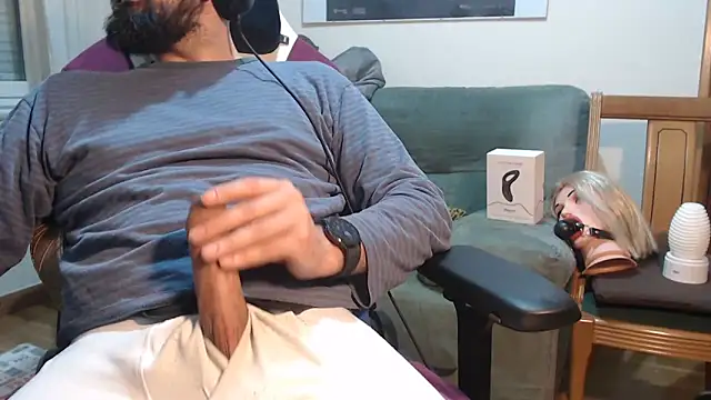 Snapshot of master4subslut chatting on 02/09/25, 10:21 master4subslut online show from 02/09/25, 10:21