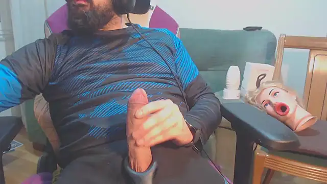 Snapshot of master4subslut chatting on 02/19/25, 11:04 master4subslut online show from 02/19/25, 11:04