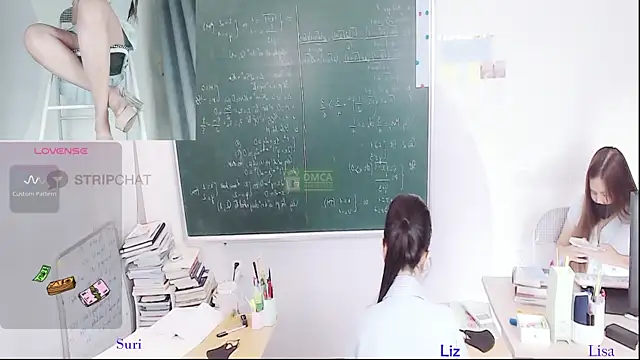 Snapshot of _Math_ chatting on 06/21/26, 01:46 Math online show from 06/21/26, 01:46